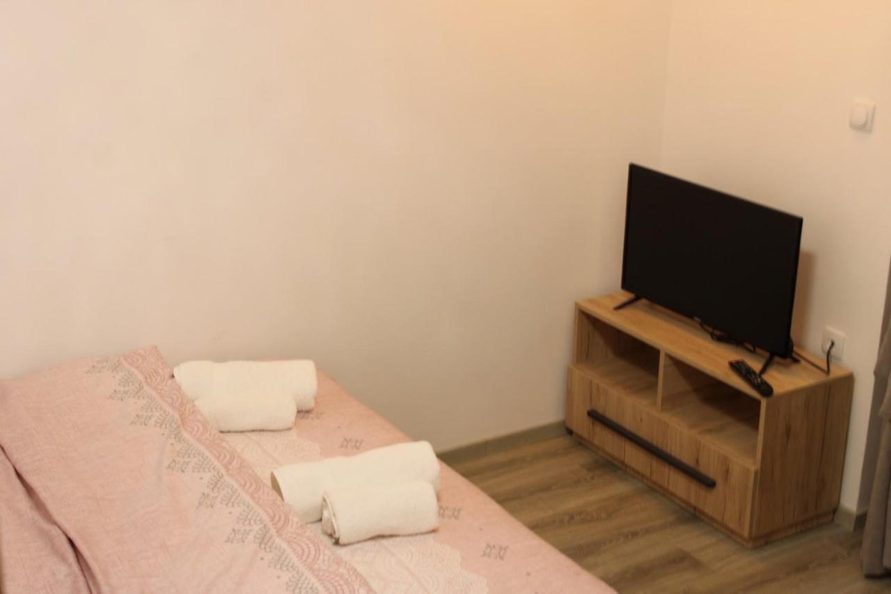 ברזוביצ'ה Eleon Motel מראה חיצוני תמונה