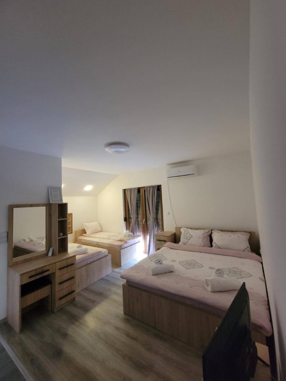 ברזוביצ'ה Eleon Motel מראה חיצוני תמונה